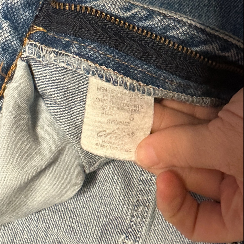 Chic distressed jeans - Picture 5 of 6
